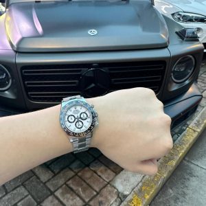 White Dial Chronograph Watch — SBS-W002